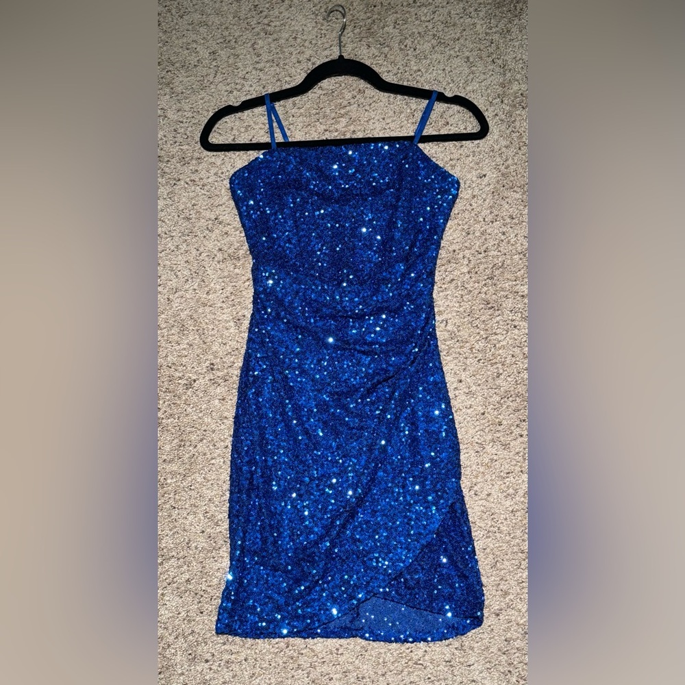 Honey and Rosie | Sequin Royal Blue Homecoming Dress | XS - Picture 6 of 7